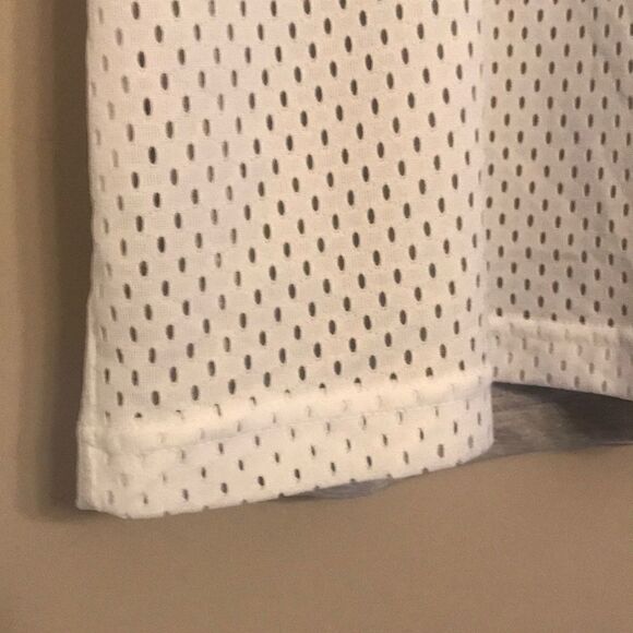 NEW Champion Reversible Mesh T-Shirt - Size Medium - Picture 3 of 13